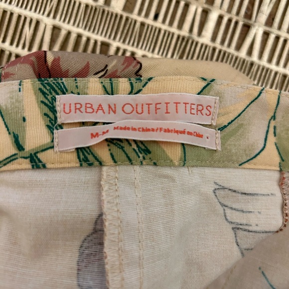 Urban Outfitters Lisa Marie Button-Down Short Size Medium - Picture 6 of 7